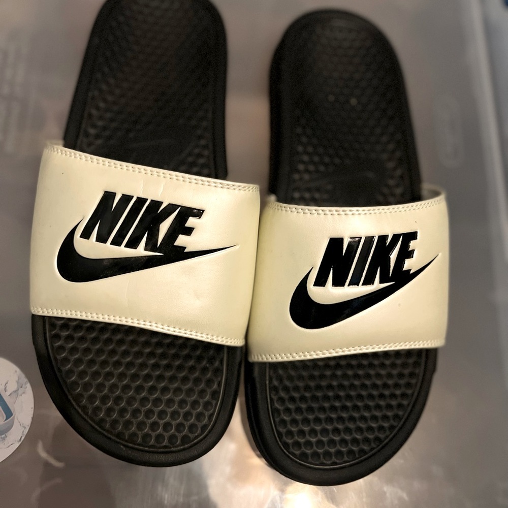 Brand new Nike slides, never worn!